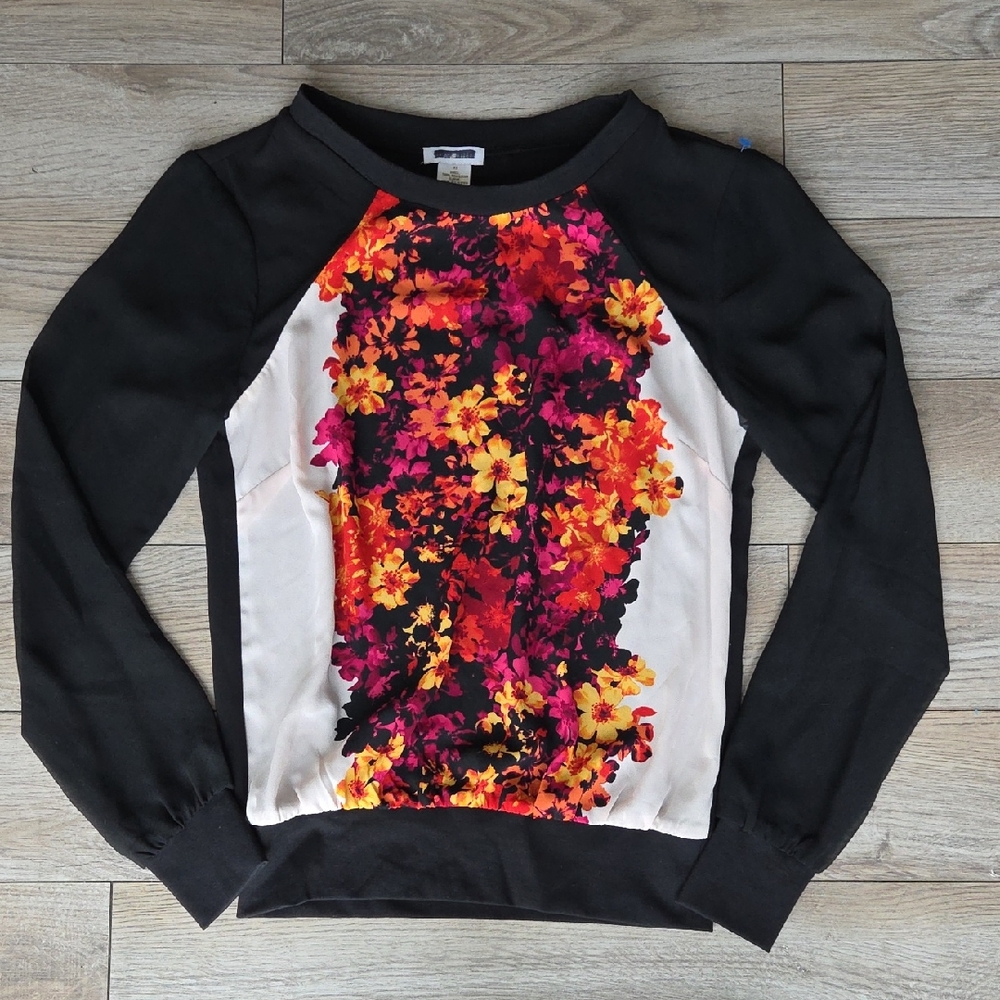 XS Cache Black and Orange Floral Top
